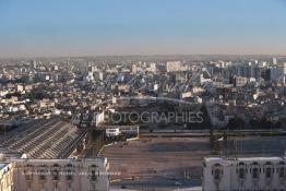 Image du Maroc Professionnelle de  Gros plan sur l’axe de la percée de la future avenue de la Mosquée, on voit une grande partie de l’ancienne médina extra-muros qui a été détruite que représente le terrain vague du premier plan, toutes les constructions au centre de cette image disparaitront à leur tour, Lundi 12 Janvier 2009. (Photo / Abdeljalil Bounhar) 